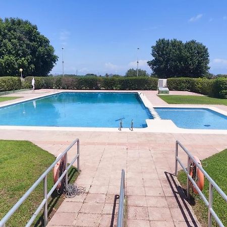 Planta Baja Con Piscina Apartment Cartagena Luaran gambar